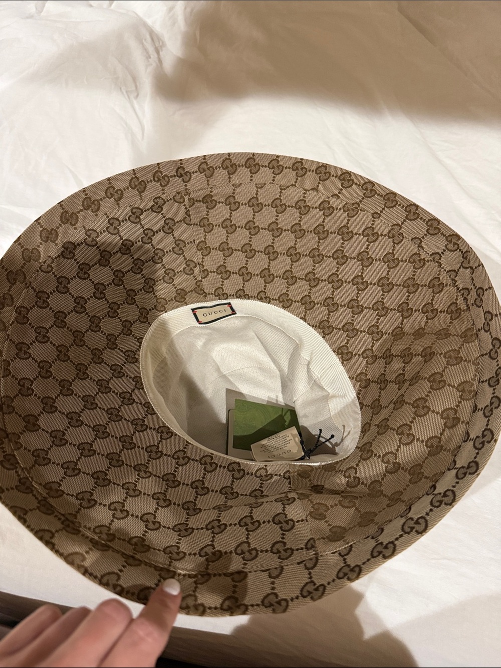 Gucci Beige GG Monogram Bucket Hat. BNWT wide brim - Picture 3 of 12